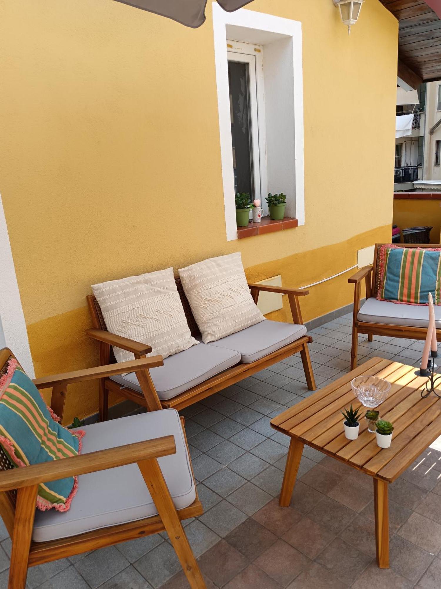 Appartamento Con Terrazzo Privato E Netflix Cagliari Exterior photo
